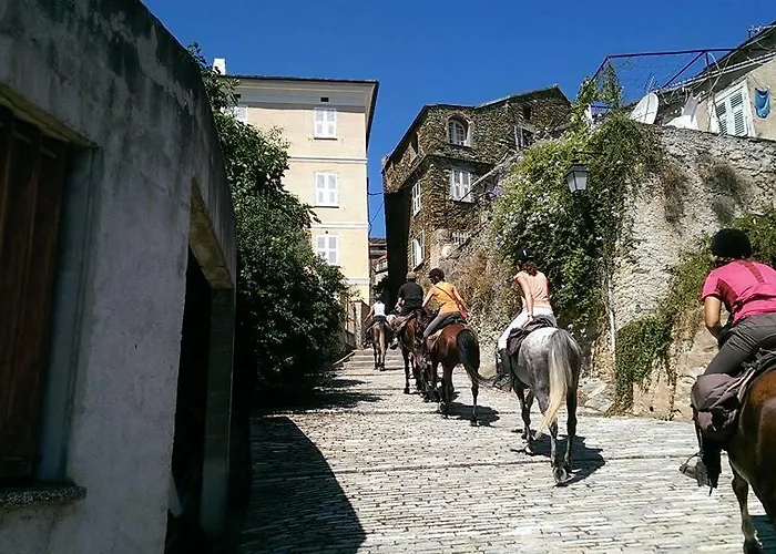 L'albadu Corte (Corsica)